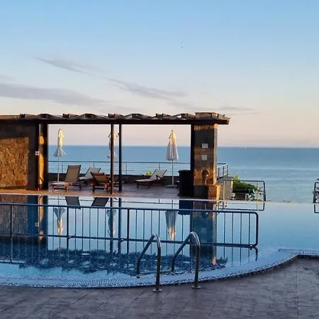 Dolce Ii Waterfront Aura Sea View Luxury *