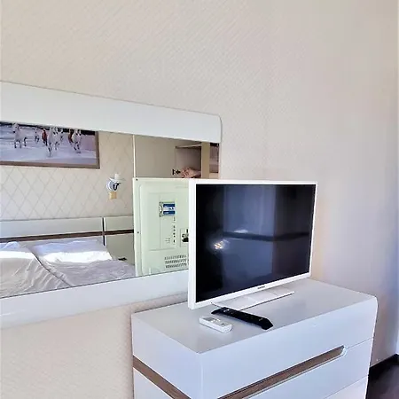 Dolce Ii Waterfront Aura Sea View Luxury *